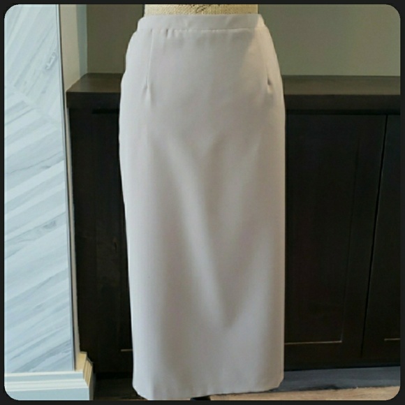 BEDFORD FAIR Dresses & Skirts - Bedford Fair skirt taupe beige tan side zipper long Size 10 Tall